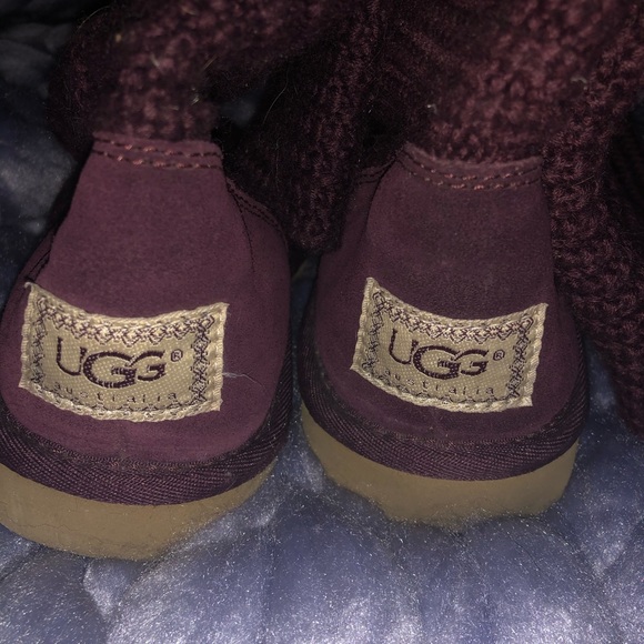✔️SOLD Classic Cardy Cable Knit UGG boot - Picture 5 of 6